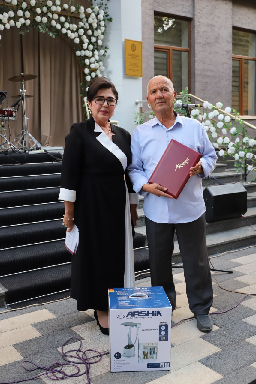Ustoz va murabbiylarga yuksak ehtirom
