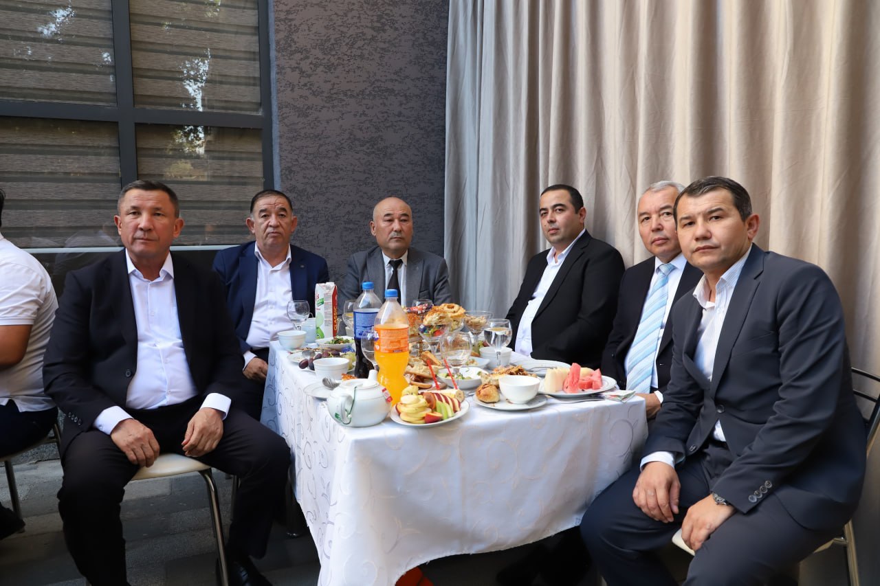 Ustoz va murabbiylarga yuksak ehtirom